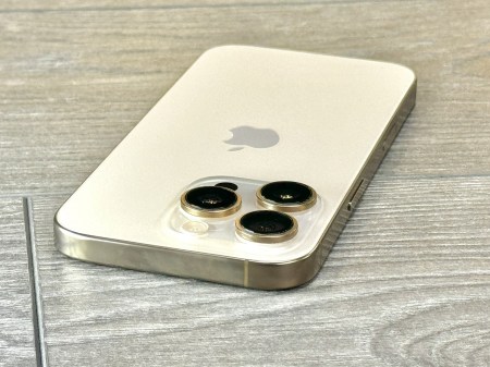Iphone 16 Pro Desert Titanium 2